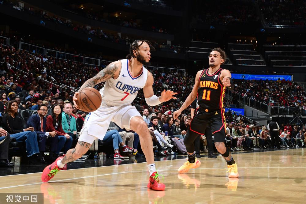 稳稳的一球 稳稳的一球