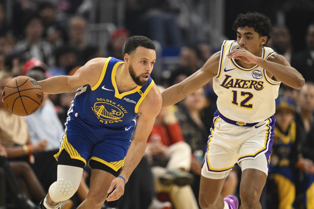 对年轻球员 对年轻球员