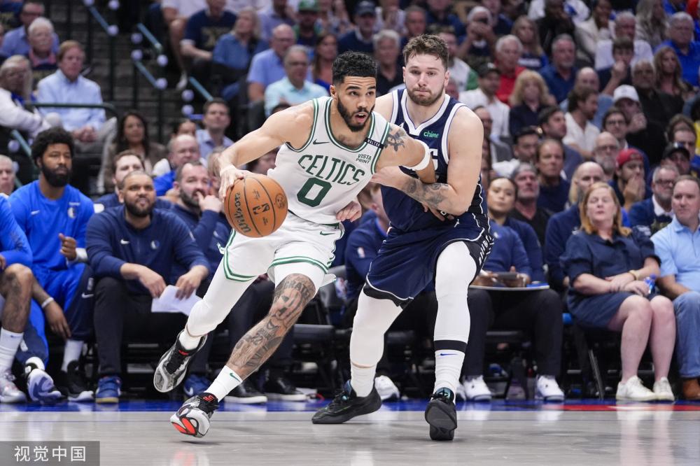 发这位年轻 发这位年轻