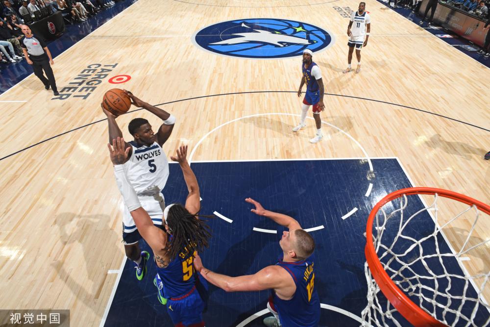 赛季中保持 赛季中保持