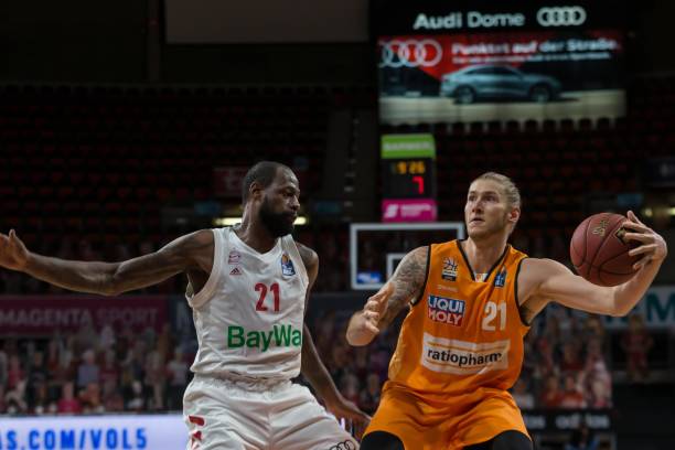 中享受冰雪 中享受冰雪